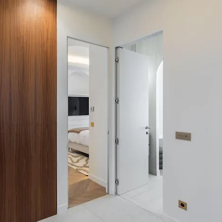 Apartment 3 Centre *