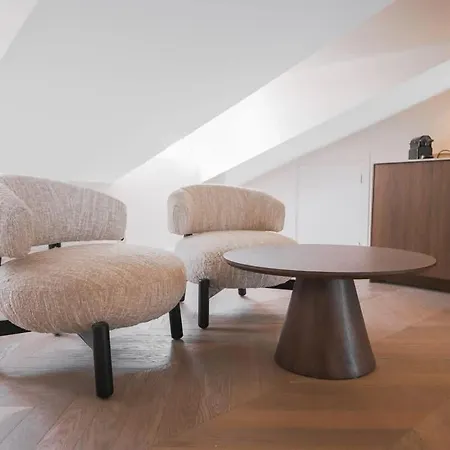 Apartment 3 Centre *
